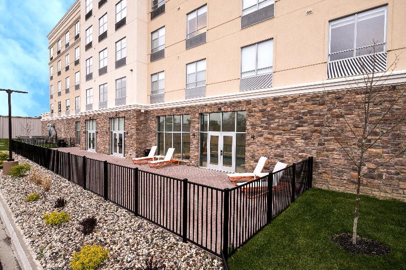 Delta Hotels By Marriott Kalamazoo Conference Center Exterior foto